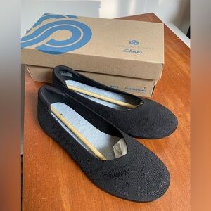 Clousteppers by Clark’s black leopard ballet flats WIDE BNIB